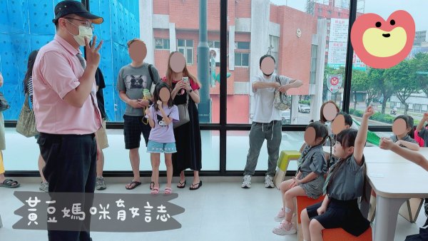 小小經理們上班